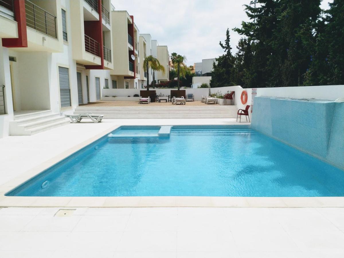 Apartamento T2 Eucalipto 2A Ольос де Агуа Екстериор снимка