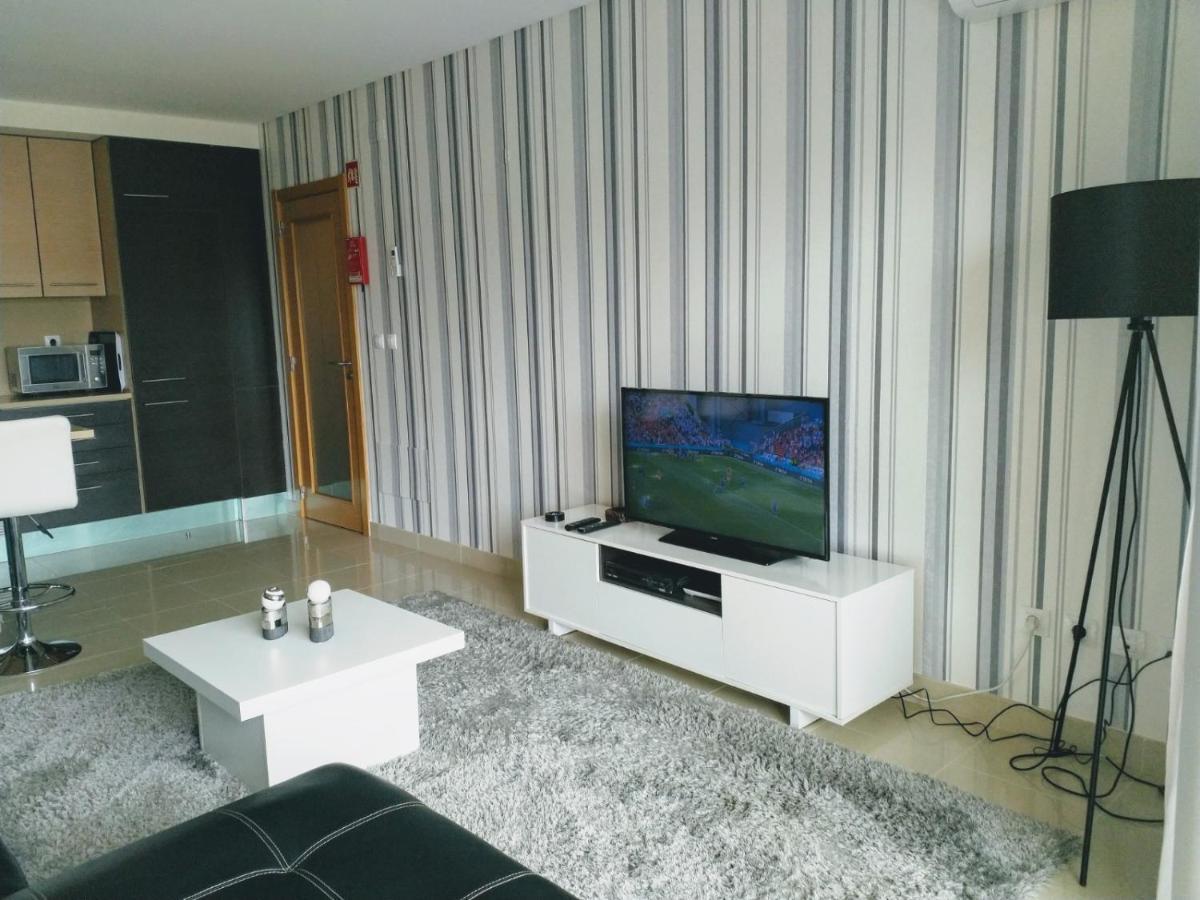 Apartamento T2 Eucalipto 2A Ольос де Агуа Екстериор снимка